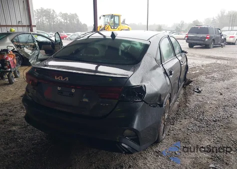 2024 Kia Forte Gt-Line из США, поврежденный, VIN 3KPF54AD7RE707556